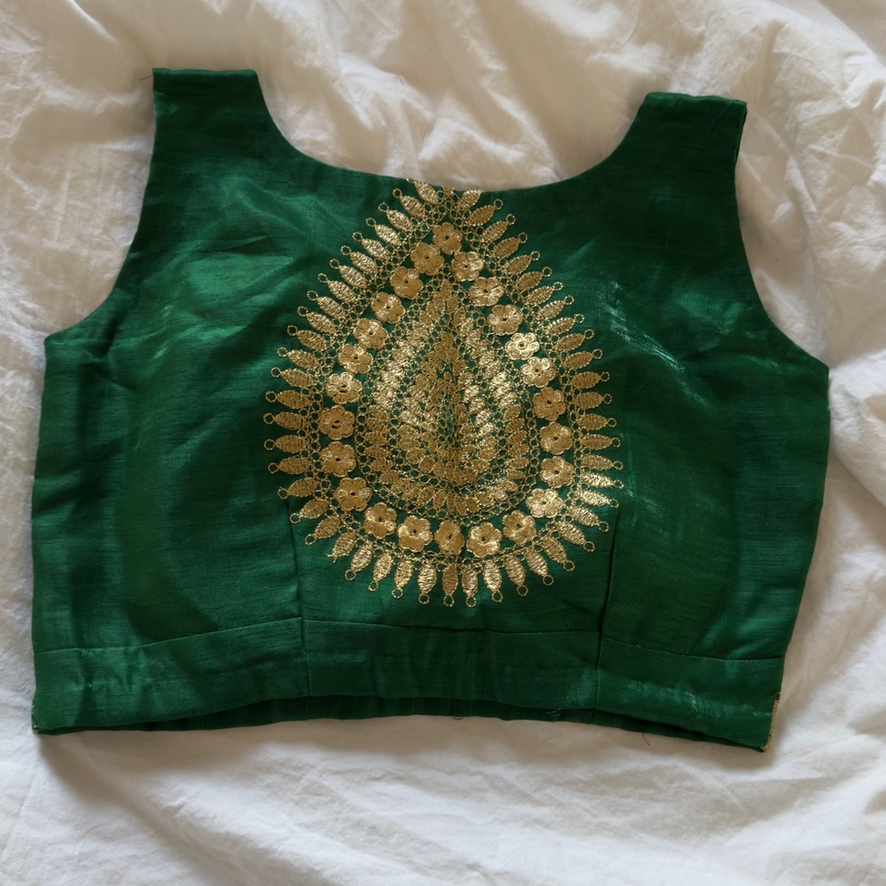 New designer embroidered Silk Green Sleeveless with Gold Accents Blouse for Sari - Picture 3 of 5